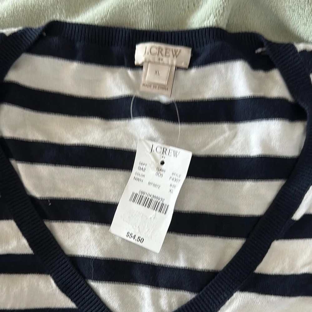 NWT J. Crew Navy/White Long Sleeve V-Neck Sweater Size XL